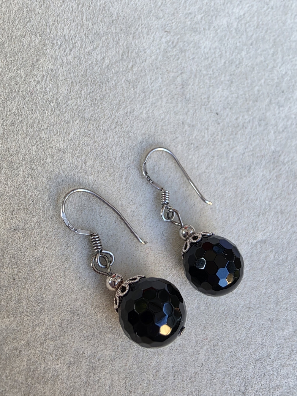 Vintage 925 Sterling Silver Black Faceted Bead Drop Dangle Earrings